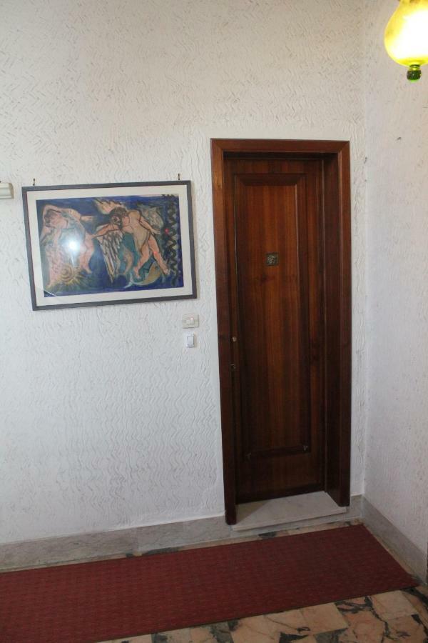 Casa Lungomare Villa Giardini-Naxos Buitenkant foto